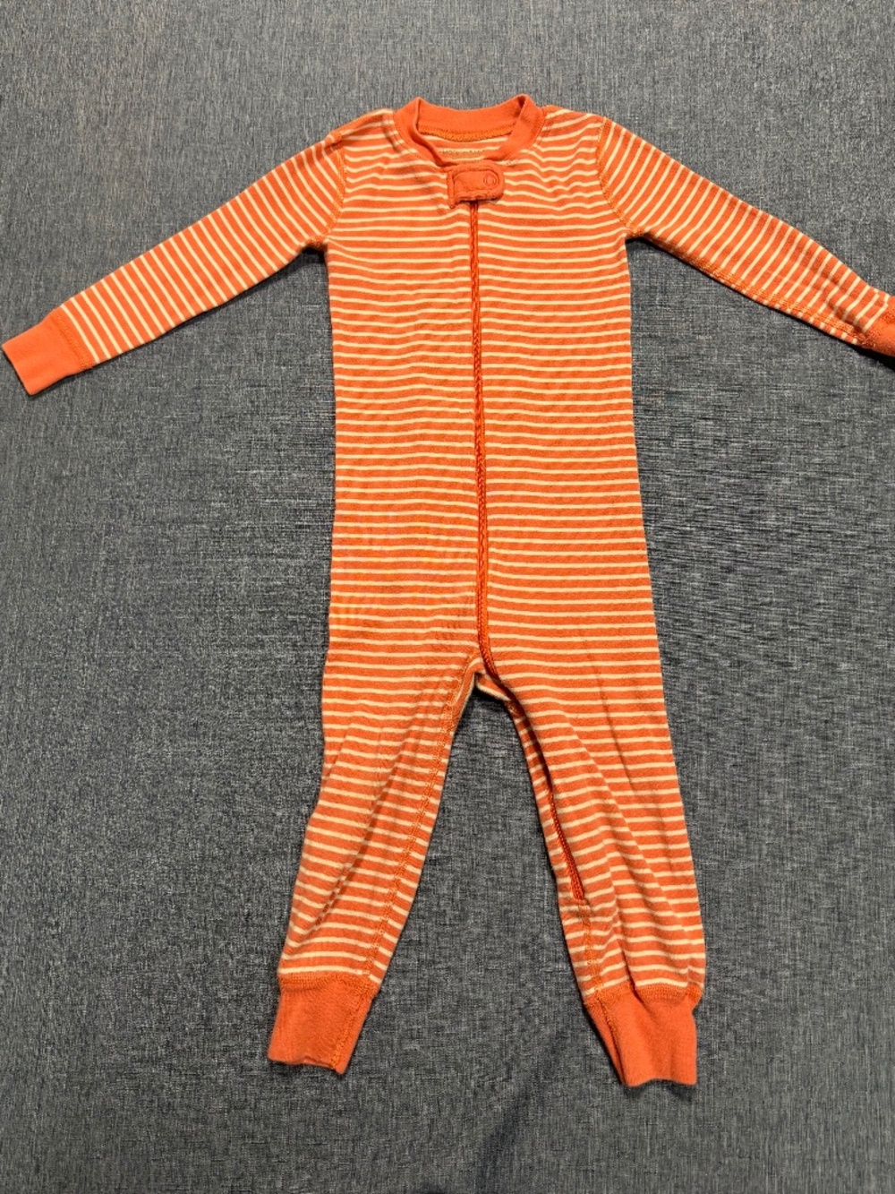 2 pair Hanna Andersson size 3 zip up pajamas